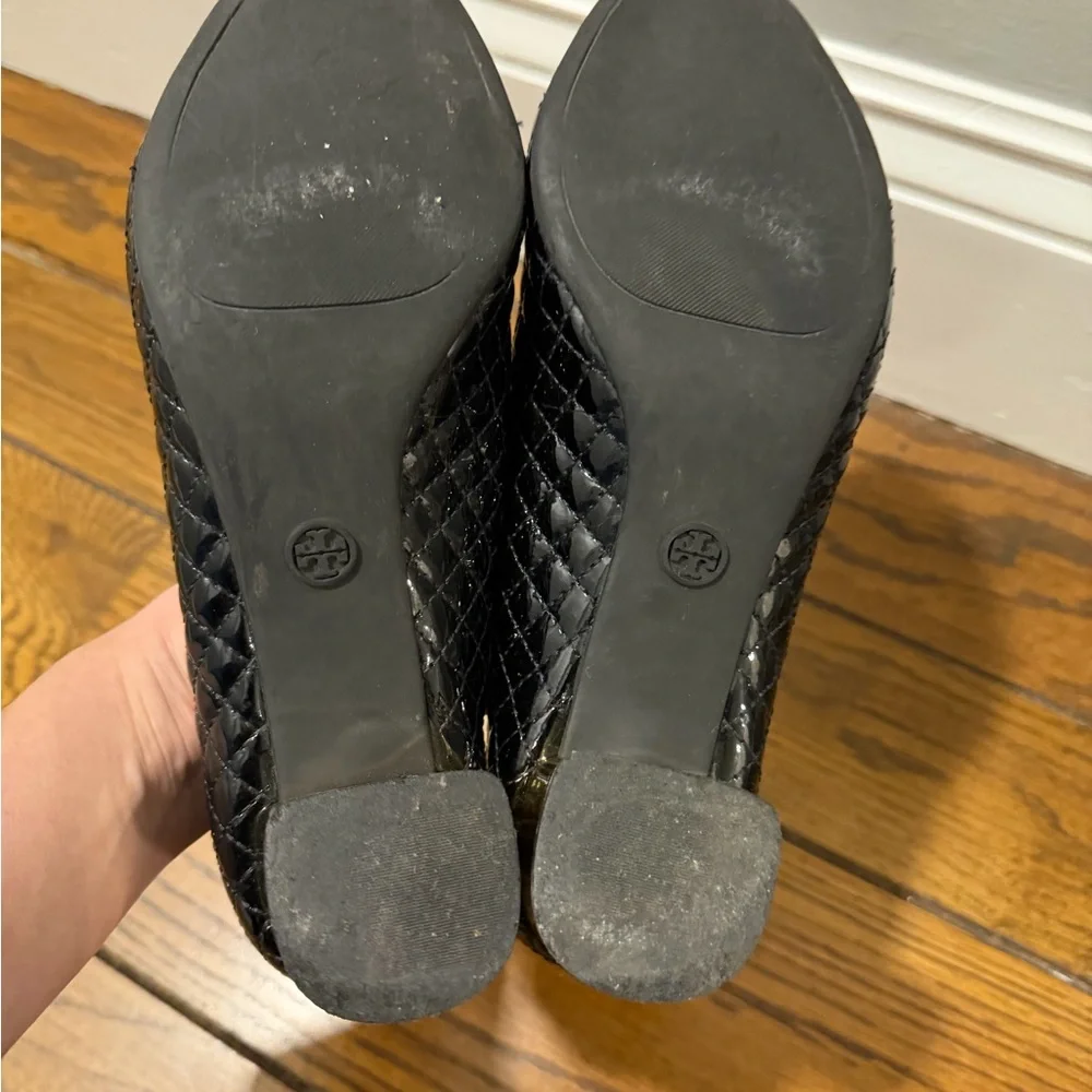 Tory Burch Black Quilted Women's Flats, Sz 9 - Picture 6 of 6